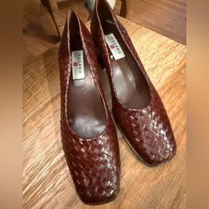 Pesaro Women's Mocha Mousse Brown Woven Block Heels EXCELLENT Cond!